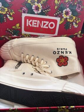 Kenzo Cream Canvas High-Top Sneakers with Red Flower Embroidery